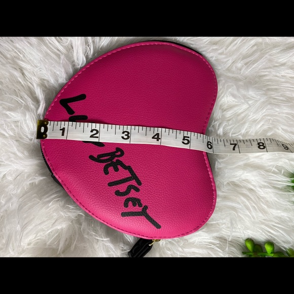 Betsey Johnson Eyes Face Heart Coin Purse Wristlet - Picture 6 of 6